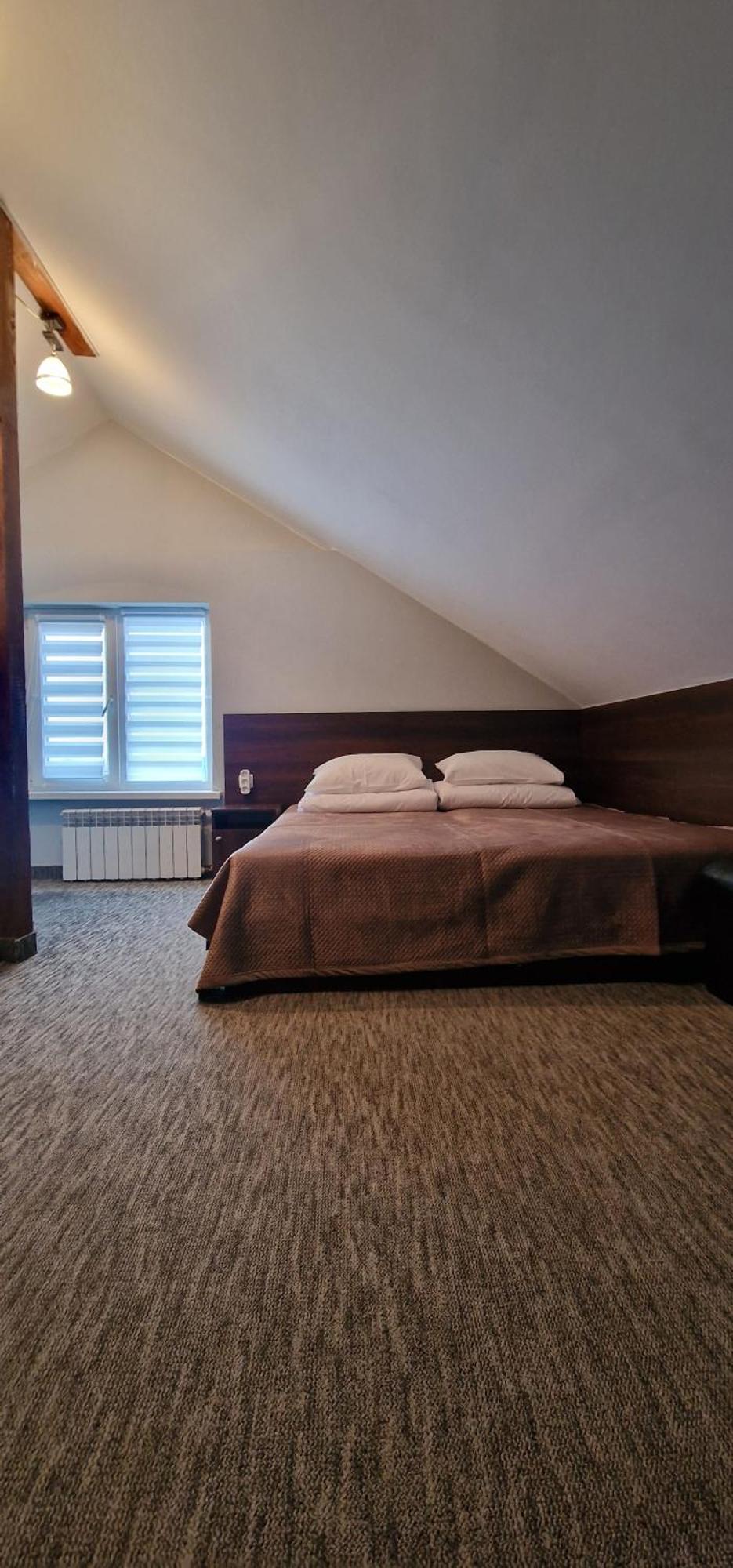 Chernivtsi Apartments מלון דירות